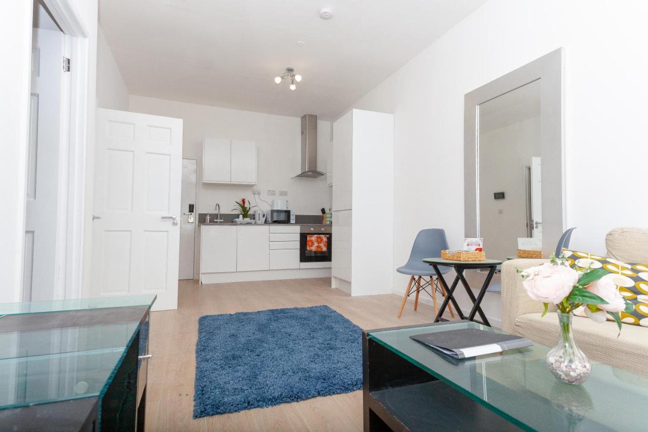 One Bedroom Serviced Apartments Flat 311 Бирмингем Экстерьер фото
